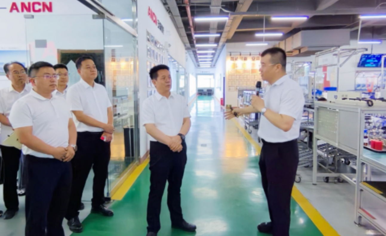 长庆油田分公司第六采气厂领导一行到访安森智能考察指导